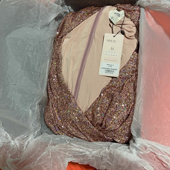 ROSE GOLD HOLOGRAPHIC SEQUINNED WRAP DRESS - Picture 4 of 8